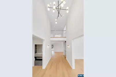 648 Falmouth Avenue, Paramus, NJ 07652 - Photo 5