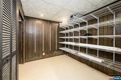 624 West Drive, Paramus, NJ 07652 - Photo 25