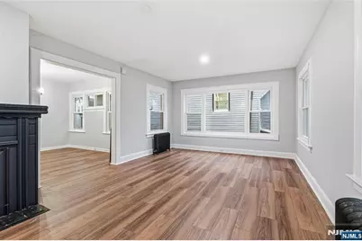 288 William, East Orange, NJ 07017 - Photo 3