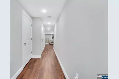 225 9th Street, Newark, NJ 07103 - Photo 15