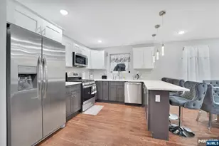 225 9th St, Newark, NJ 07103 - Photo 7