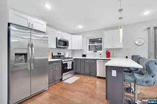 225 9th St, Newark, NJ 07103 - Photo 21