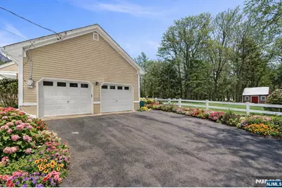 2 Overbrook Place, Hillsdale, NJ 07642 - Photo 33