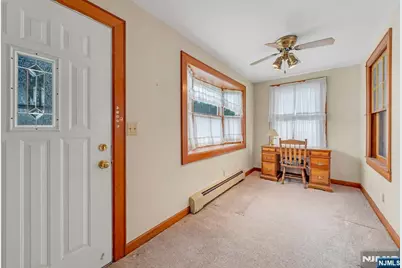 138 Fern Avenue, Lyndhurst Township, NJ 07071 - Photo 3