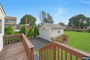 138 Fern Ave, Lyndhurst Township, NJ 07071 - Photo 25