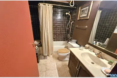 1527 Harmon Cove Tower, Secaucus, NJ 07094 - Photo 7