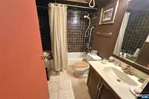 1527 Harmon Cove Tower, Secaucus, NJ 07094 - Photo 7