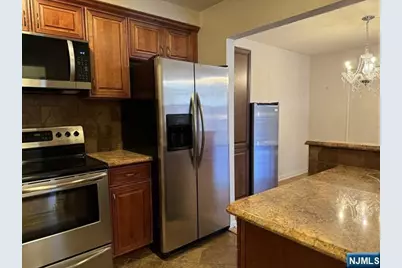 468A Liberty Street 304 #304, Little Ferry, NJ 07643 - Photo 3