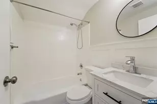 2-33 31st St, Fair Lawn, NJ 07410 - Photo 15