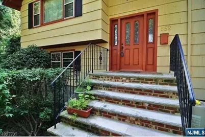 552 Stevens Avenue, Ridgewood, NJ 07450 - Photo 3