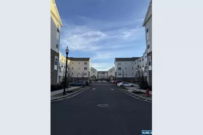 243 Lorhan Drive 2243 #2243, Piscataway Township, NJ 08854 - Photo 11