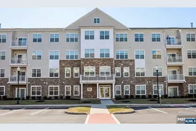 243 Lorhan Drive 2243 #2243, Piscataway Township, NJ 08854 - Photo 1