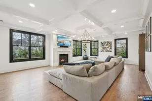 868 Pueblo Dr, Franklin Lakes, NJ 07417 - Photo 9