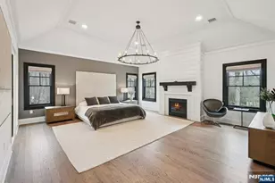 868 Pueblo Dr, Franklin Lakes, NJ 07417 - Photo 29