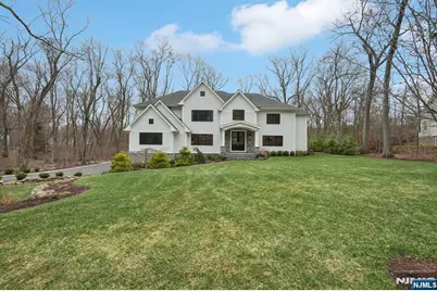 868 Pueblo Drive, Franklin Lakes, NJ 07417 - Photo 1