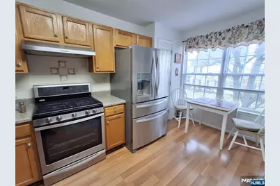 16 Puchala Drive, Sayreville, NJ 08859 - Photo 5