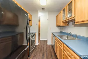 119 Woods Edge Dr, Roxbury Township, NJ 07876 - Photo 7