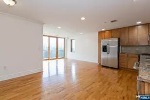 17 Meadow Road 405, Rutherford, NJ 07070 - Photo 3