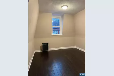 1635 Union Turnpike, North Bergen, NJ 07047 - Photo 9
