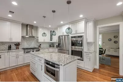 681 Palisade Avenue, Teaneck Township, NJ 07666 - Photo 15