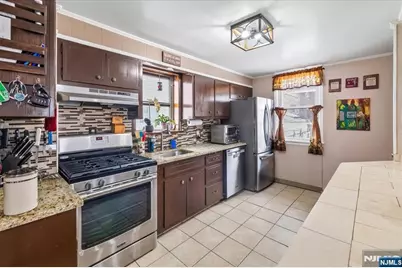 221 4th Street, Ridgefield Park, NJ 07660 - Photo 11