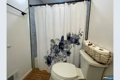 11 Raymond Place, Hawthorne, NJ 07506 - Photo 19