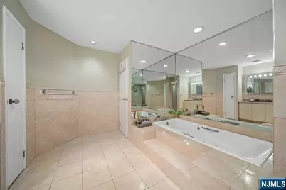 1225 River Road 6A #6A, Edgewater, NJ 07020 - Photo 21