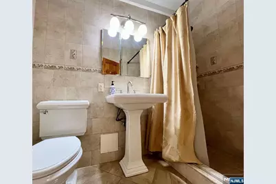 2100 Linwood Avenue 7D #7D, Fort Lee, NJ 07024 - Photo 17