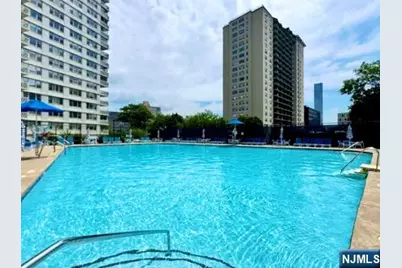 2100 Linwood Avenue 7D #7D, Fort Lee, NJ 07024 - Photo 25