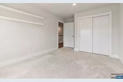 32 Goldfinch Drive, Upper Saddle River, NJ 07458 - Photo 23