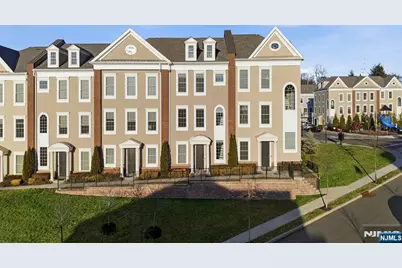 215 Roosevelt Drive, Wood Ridge, NJ 07075 - Photo 41