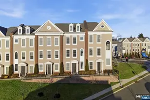 215 Roosevelt Dr, Wood Ridge, NJ 07075 - Photo 41