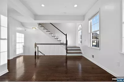 215 Roosevelt Drive, Wood Ridge, NJ 07075 - Photo 9