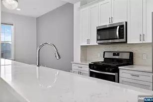 215 Roosevelt Dr, Wood Ridge, NJ 07075 - Photo 15