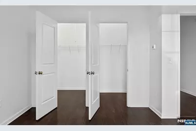 215 Roosevelt Drive, Wood Ridge, NJ 07075 - Photo 27