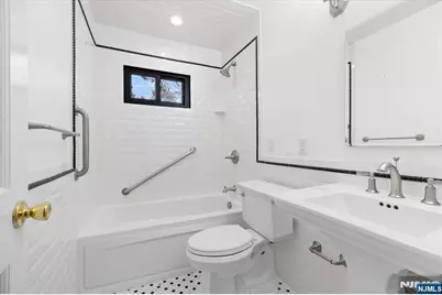 229 Standish Road, Paramus, NJ 07652 - Photo 21