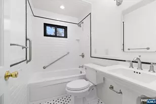 229 Standish Rd, Paramus, NJ 07652 - Photo 21