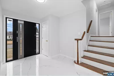 229 Standish Road, Paramus, NJ 07652 - Photo 5