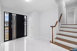 229 Standish Rd, Paramus, NJ 07652 - Photo 5