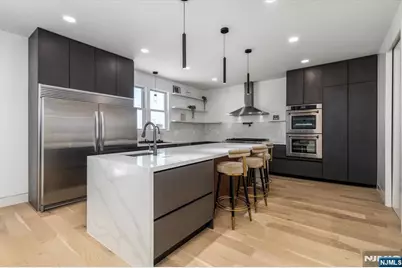 33 Elycroft Parkway, Rutherford, NJ 07070 - Photo 9