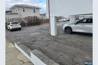 566 Grand Avenue 2Fl #2FL, Ridgefield, NJ 07657 - Photo 11