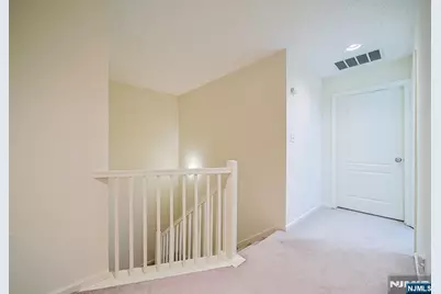 8005 Brittany Drive 8005 #8005, Wayne, NJ 07470 - Photo 21