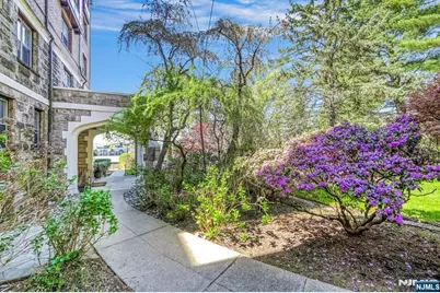 100 E Palisade Avenue A24 #A24, Englewood, NJ 07631 - Photo 17