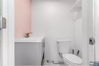 43 Merchant Street 204 #204, Newark, NJ 07105 - Photo 7