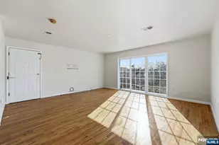 303-305 Runyon St, Newark, NJ 07108 - Photo 5