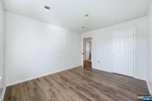 303-305 Runyon St, Newark, NJ 07108 - Photo 17