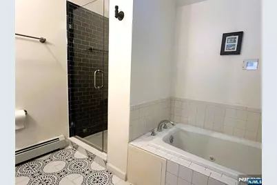 53 Bergen Avenue, Waldwick, NJ 07463 - Photo 15