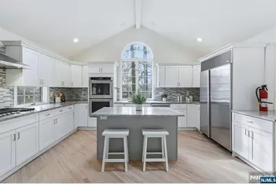 921 Franklin Lake Road, Franklin Lakes, NJ 07417 - Photo 13