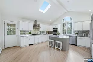 921 Franklin Lake Rd, Franklin Lakes, NJ 07417 - Photo 15