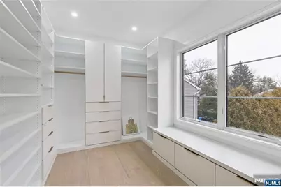 311 Farview Avenue, Paramus, NJ 07652 - Photo 31